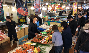 Tottori Harbour Seafood Market - Karoichi