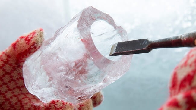 Make Your Own Ice Glass at Hoshino Resorts TOMAMU Ice Village