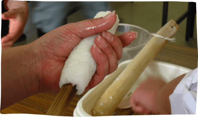 Kiritampo Nabe Grilled Mashed Rice Wrap in Akita Japan
